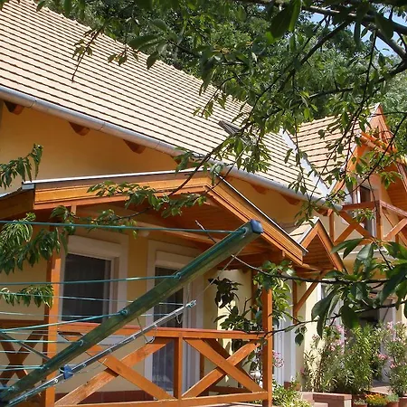 Emilia Apartmanhaz Hévíz