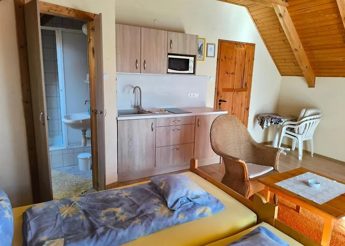 Διαμέρισμα Emilia Apartmanhaz *
